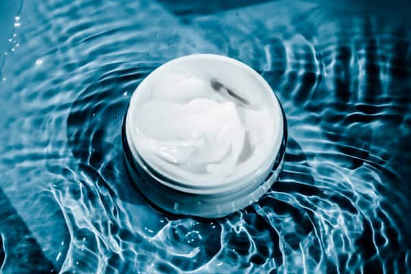فروش کرم آبرسان درجه یک + قیمت خرید به صرفه